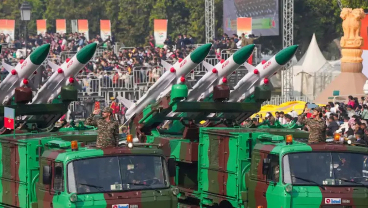 शेयर बाजार में छाया Defence का दबदबा, इजरायल-ईरान संकट ने बढ़ाई गर्मी
